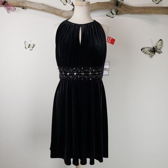 Jessica Howard sleeveless black  velvet dress - Picture 1 of 8